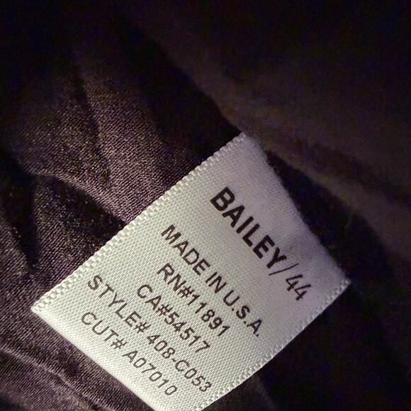 Bailey 44 Velvet Burnout Off Shoulder Blouse Women's Small Black Geometric - Picture 6 of 7